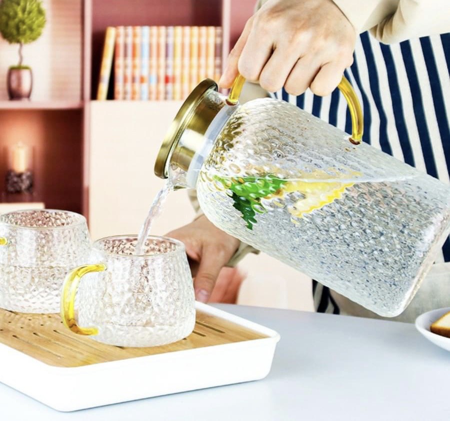 Bình thủy tinh đựng nước vân nhám chịu nhiệt lên tới 400 độ C dáng tròn cao nắp inox 1,8l - ANTH324