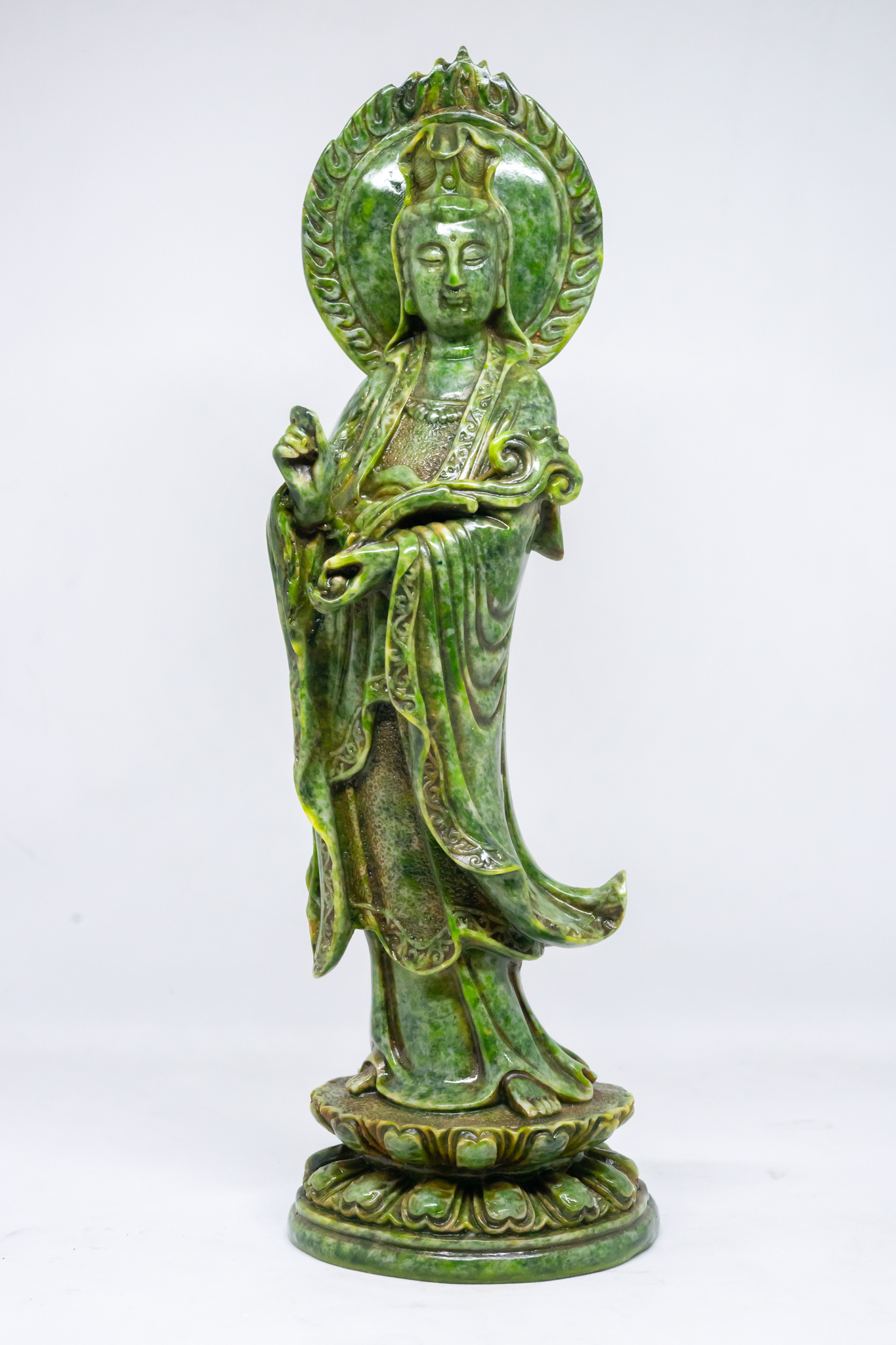 Tượng Phật Bà Quan Âm đứng tòa sen bằng đá xanh cao 29cm