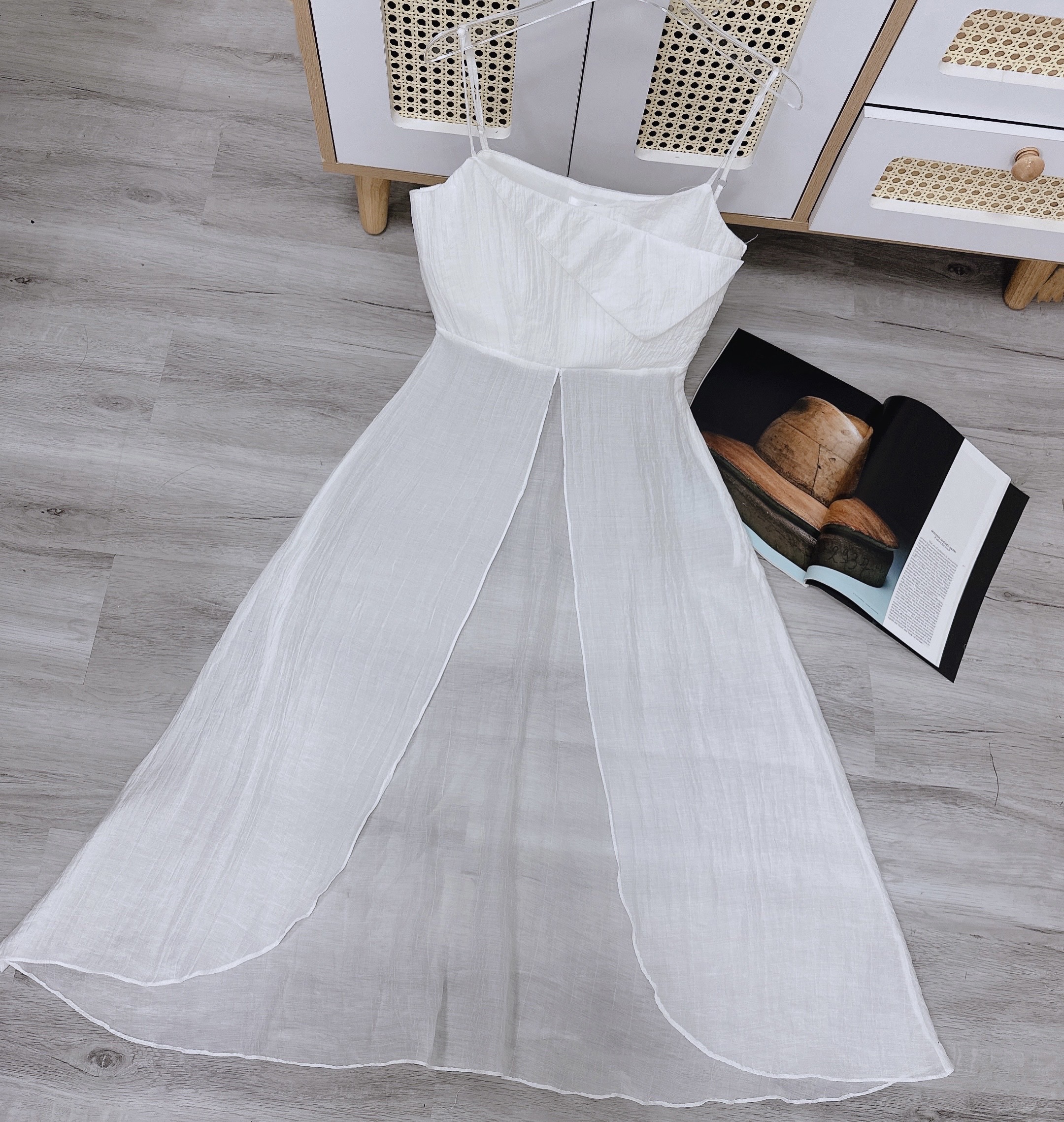 ÁO CROPTOP TÀ DÀI MIDI SUÔNG TRƠN 2 DÂY XẺ TÀ ĐI BIỂN ĐI TIỆC DẠO PHỐ