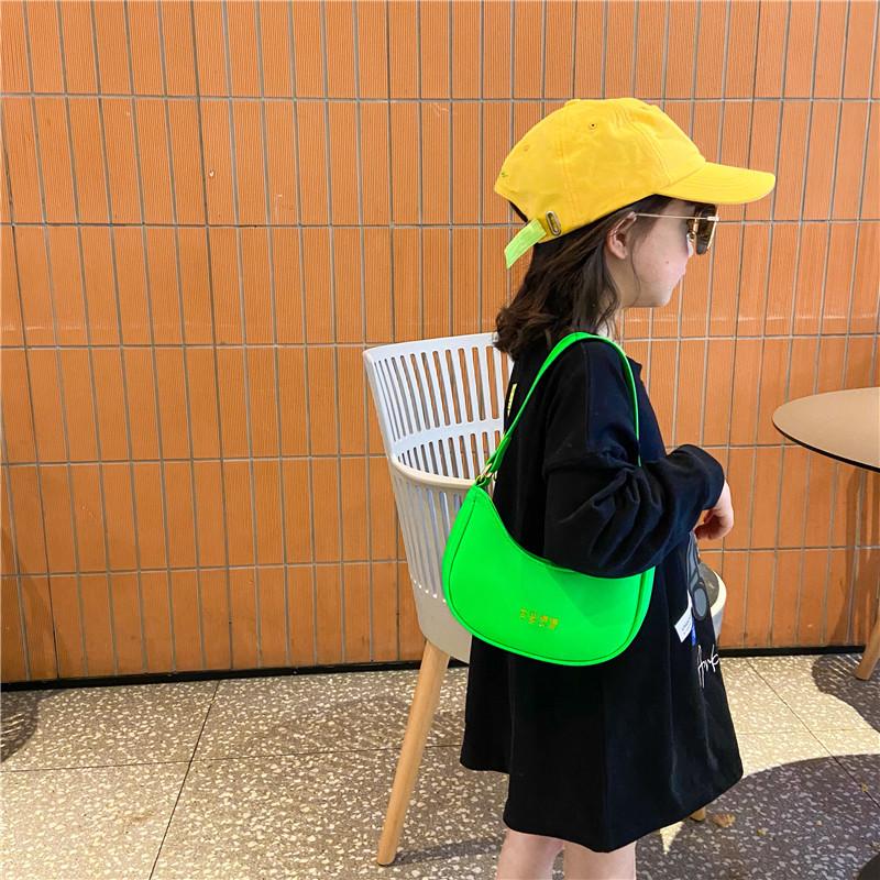 Phong Cách Hàn Quốc Trẻ Em Ví Và Túi Xách Mini Đeo Chéo 2021 Dễ Thương Kẹo Màu Cô Gái Phối Túi Tay Con Túi Tote