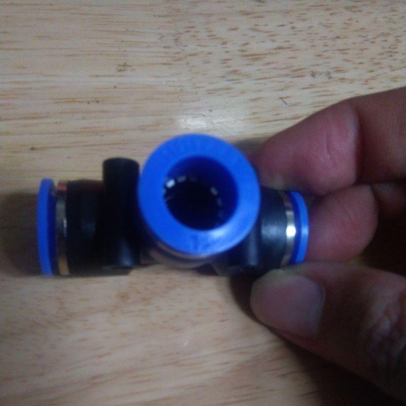Tê 12  nối nhanh cho dây Ldpe 12-pe12-pu12