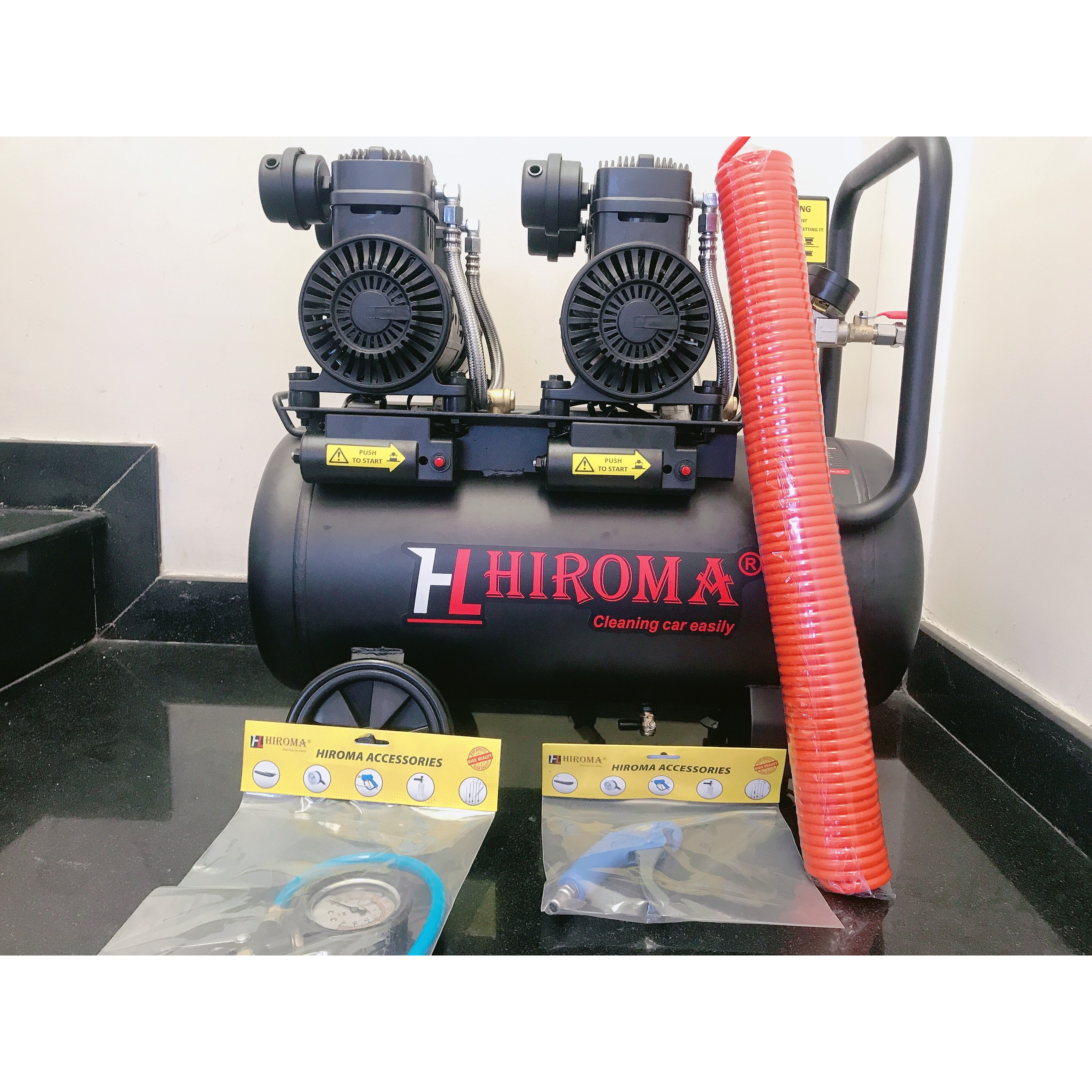 Máy nén khí chính hãng HIROMA Model DHL - 0550 Plus dung tích 50 lít động cơ mới siêu nạp Supercharger, máy cực đẹp nạp hơi cực kỳ nhanh chóng là mẫu máy nén khí được ưa chuộng nhất