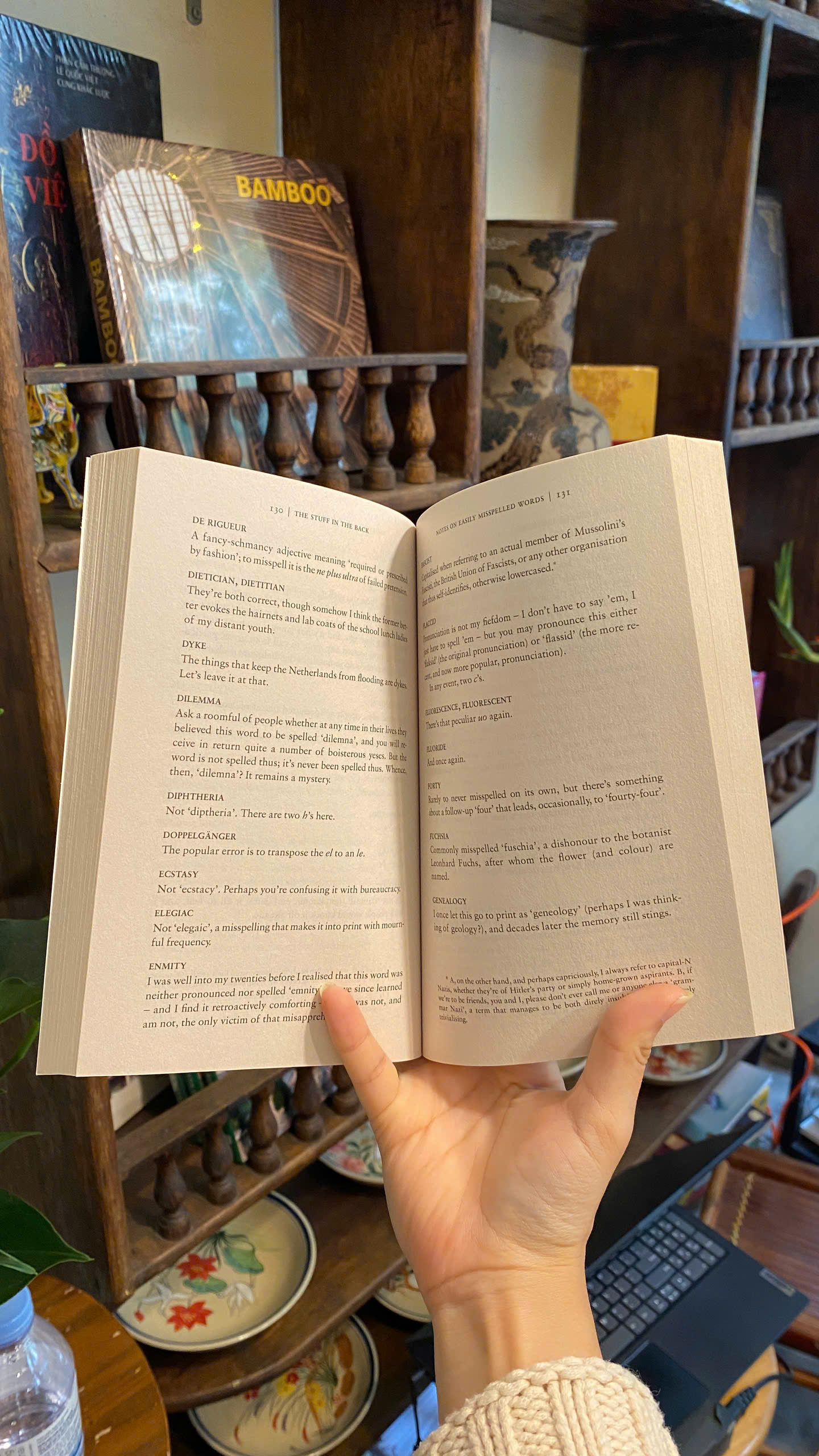 Sách - Dreyer's English: An Utterly Correct Guide to Clarity and Style by Benjamin Dreyer