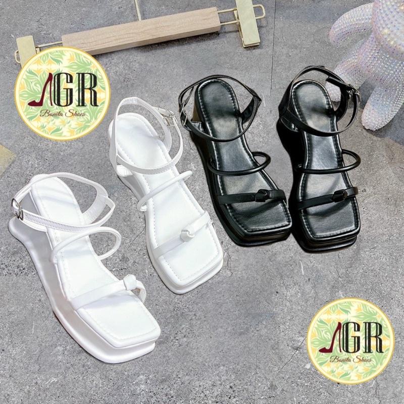 Sandal xuồng kẹp xỏ 3 dây khoá gài cao 7cm