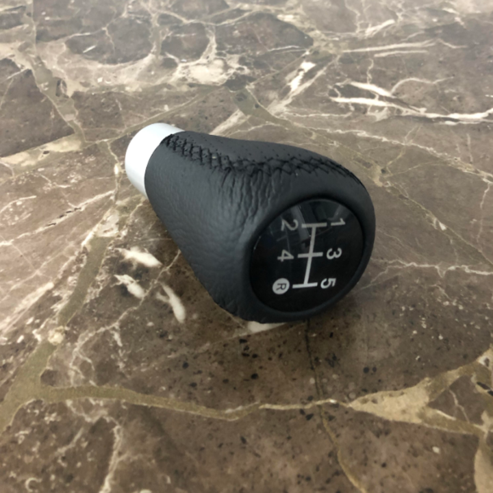 Đầu Tay nắm cần số xe hơi, ô tô bọc da thật 100% cao cấp dùng cho các xe số sàn - Chất liệu: Hợp kim đồng bọc da