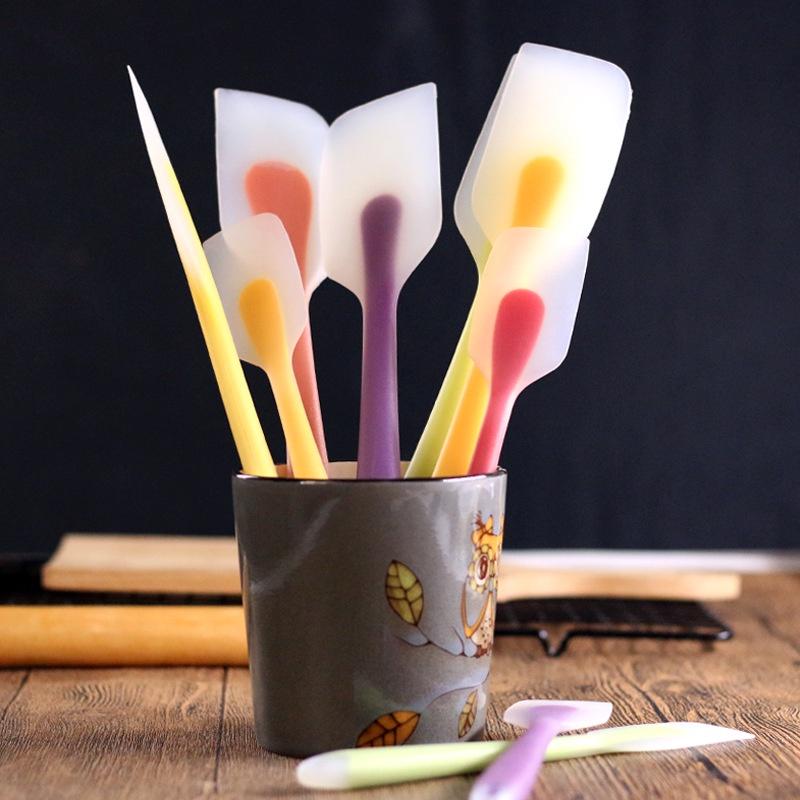 Phới Trộn Bột Làm Bánh Silicon, Cây Vét Spatula cán trong 28cm