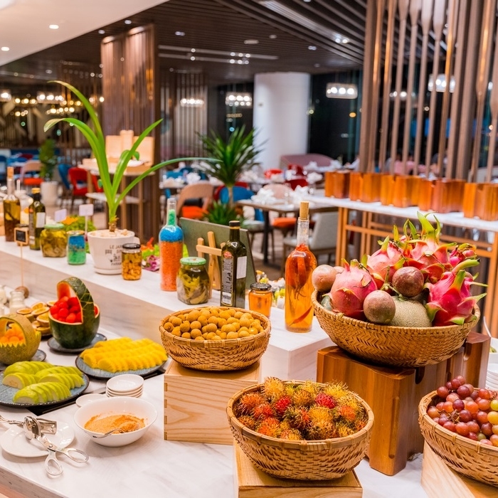 Radisson Hotel 5* Đà Nẵng - Đối Diện Biển, Buffet Sáng, Hồ Bơi Vô Cực, Vị Trí Đẹp, Khách Sạn Mới