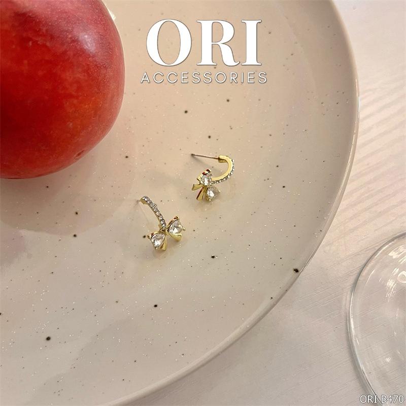 Bông tai nữ hình nơ đính đá xinh xắn ORI ACCESSORIES B470