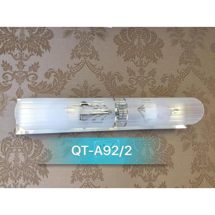 Đèn gương nhà tắm 3 bóng và 2 bóng tặng bóng đui e14 LED