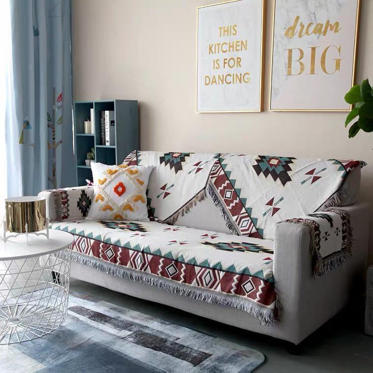 Thảm sofa, Thảm Vintage thổ cẩm sử dụng 2 mặt size lớn 1m8x2m3m 1m3x1m8
