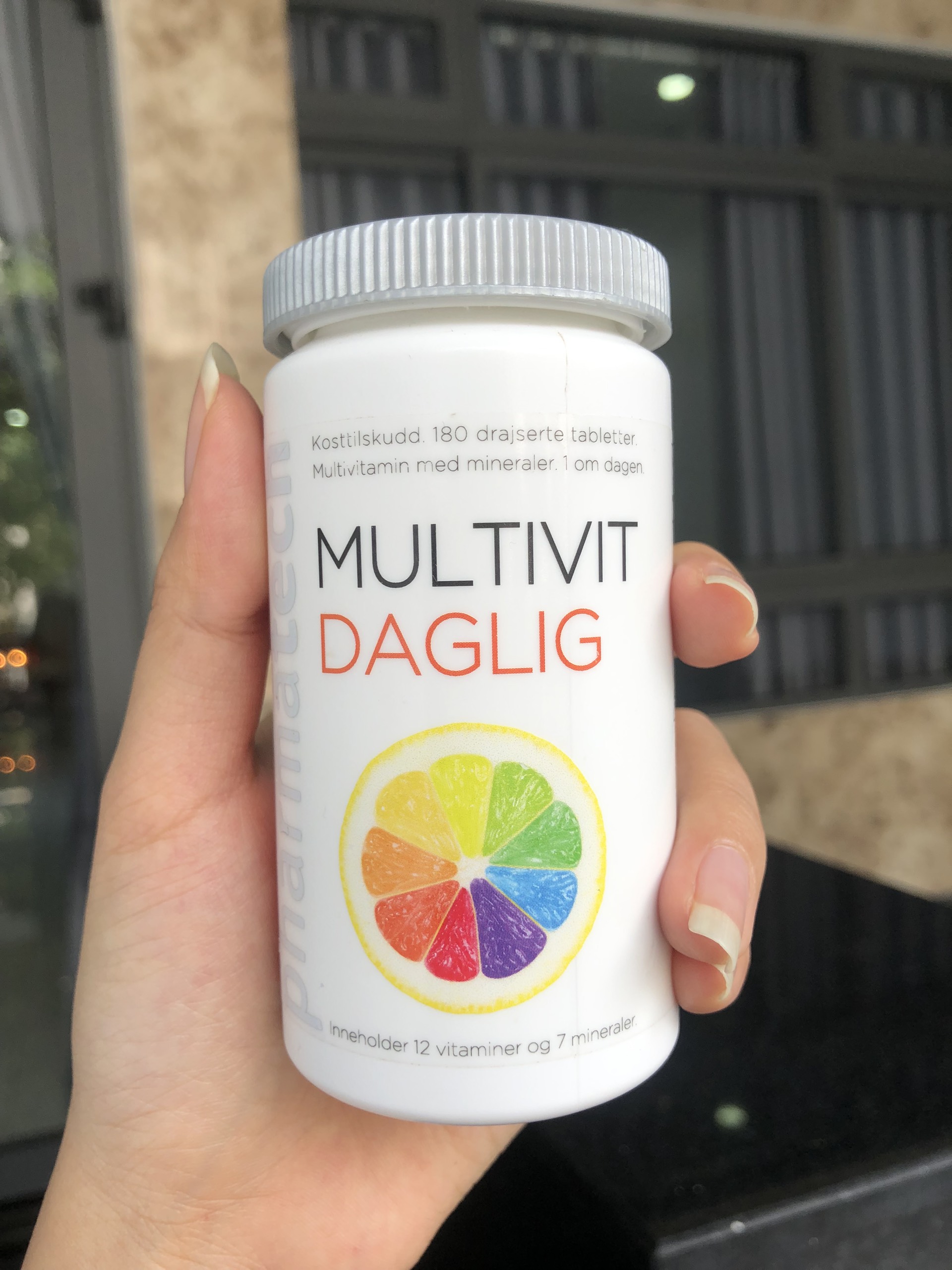 Combo viên uống bảo vệ sức khỏe Vitamin tổng hợp Multivit Daglig và Fluor Daglig Pharmatech