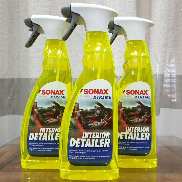 Dung dịch vệ sinh và bảo dưỡng nội thất ô tô Sonax 220400 Xtreme Interior Detailer Dung tích 750ml - Hàng Nhập Khẩu