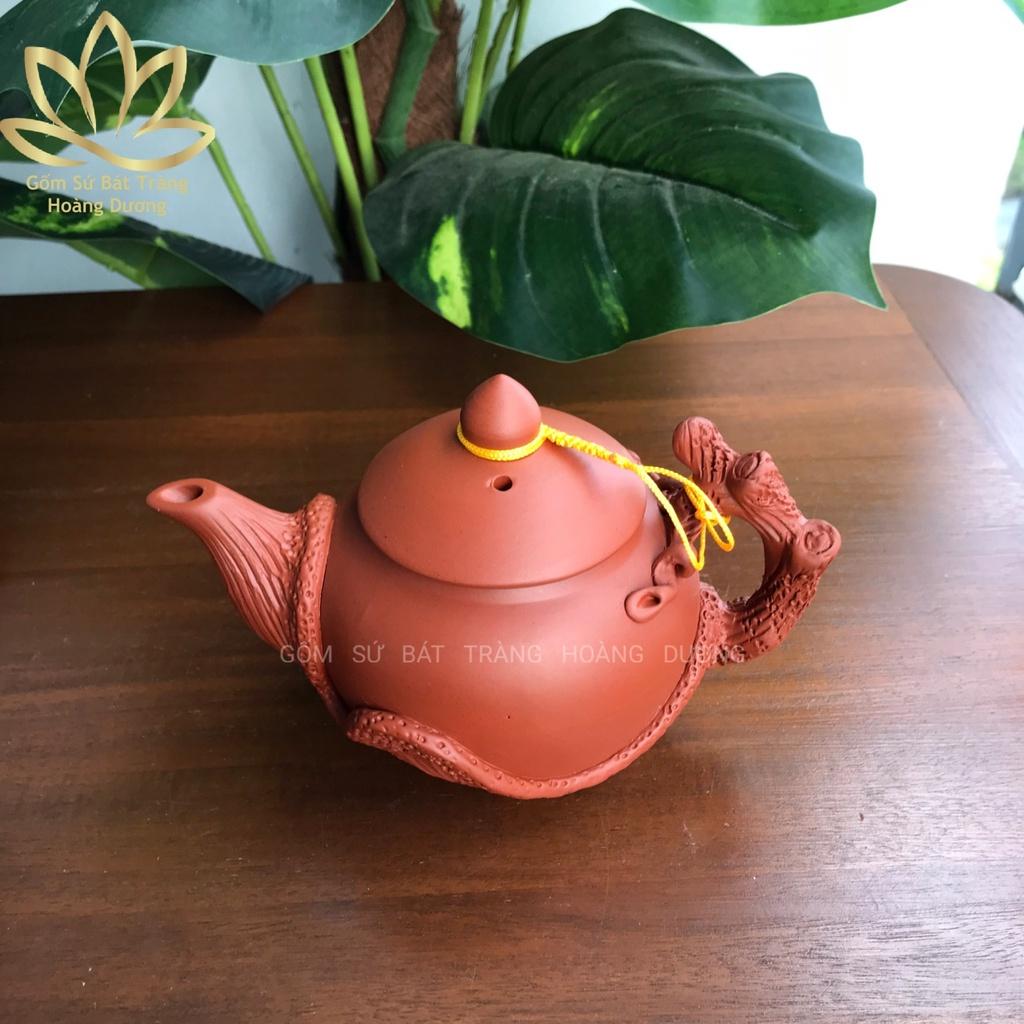 Bộ ấm chén trà Tử sa Bát Tràng đắp nổi Lão Tùng đỏ 400ml