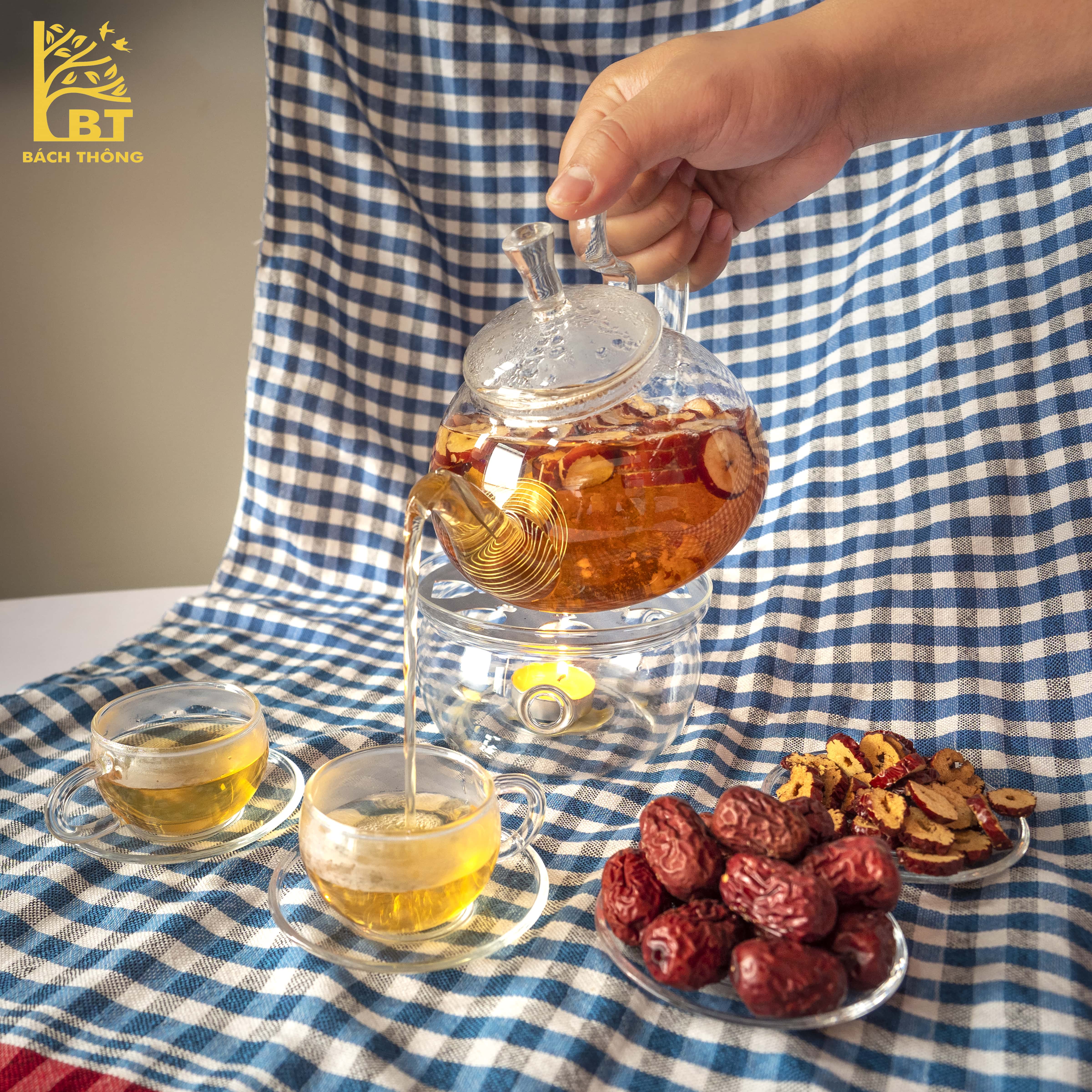 Snack Táo Đỏ Bách Thông, Sấy Khô, Bỏ Hạt Dạng Túi 450gr