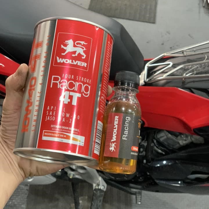 Nhớt Wolver Racing Synthetic 4T 10W40 (1L)