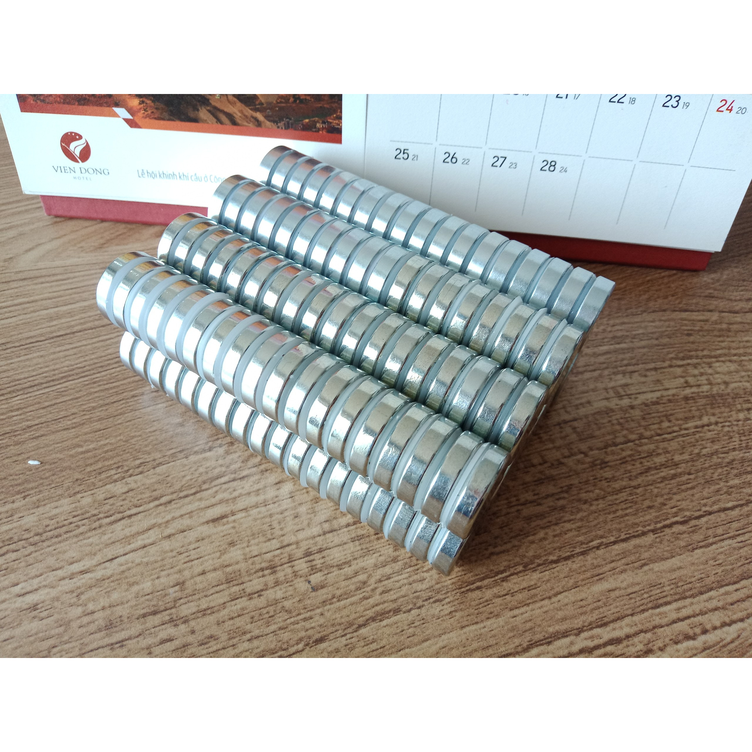 10 Viên Nam Châm Đất Hiếm Loại Tròn 20x5mm Mạ Kẽm Lực Từ N35 Cực Mạnh