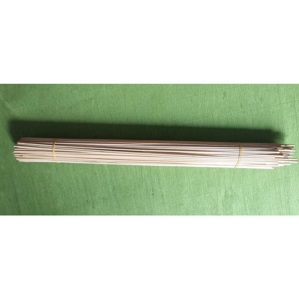 Bộ 50 que tre tròn 3 ly- tăm tre tròn dài 95-100 cm làm hand made làm mô hình que xiên thịt