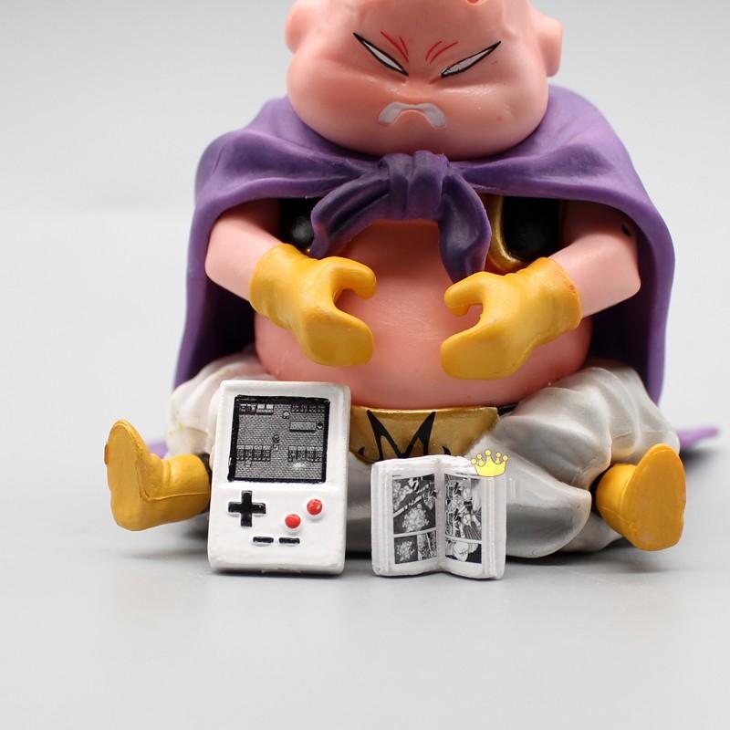 Mô hình majin buu mập biểu cảm khi chơi game đáng yêu