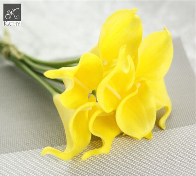 CALLA LILY Hoa lụa trang trí màu vàng 7212V