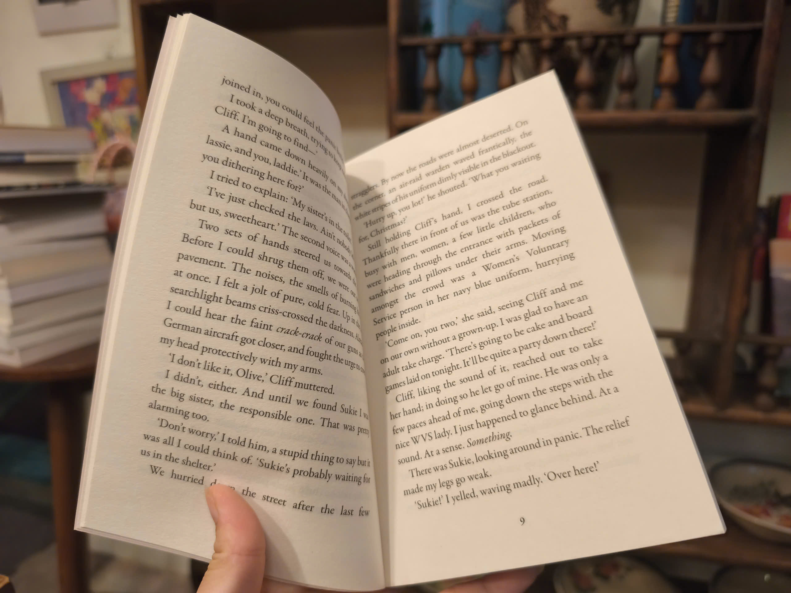 Sách - Letters from the Lighthouse by Emma Carroll | English Children's Historical Fiction