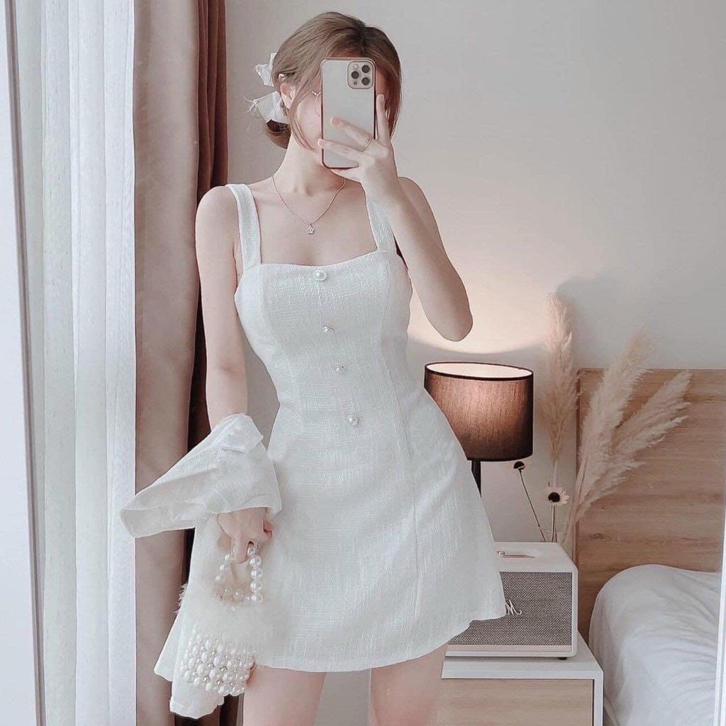 Sét váy 2 dây đính ngọc phối áo khoác tay dài màu trắng xinh xắn
