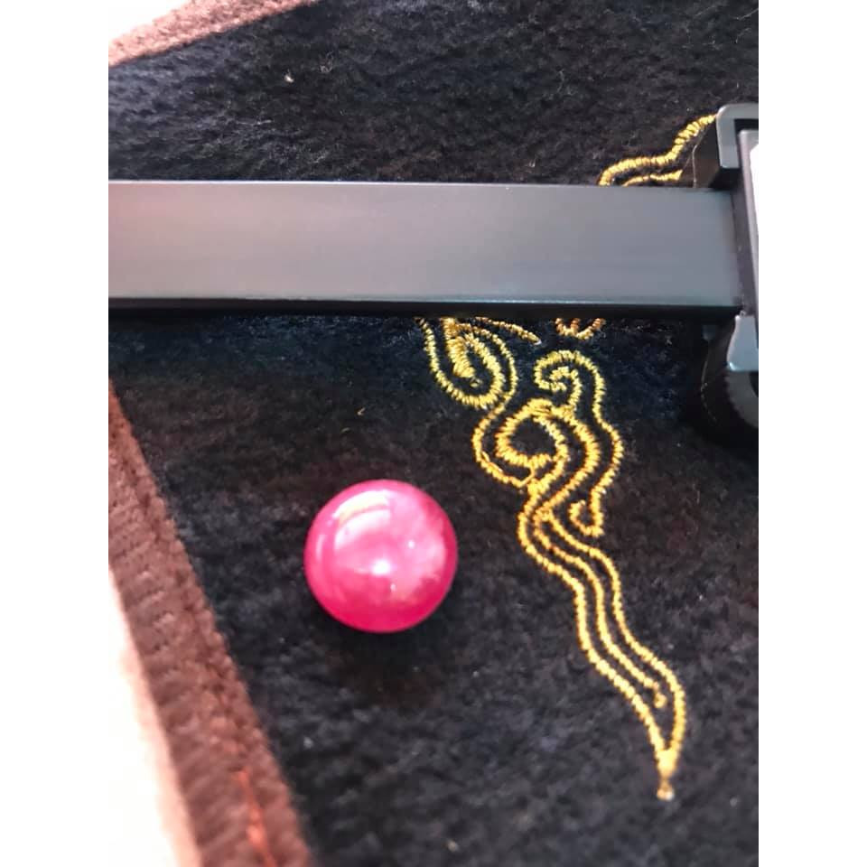 MẶT NHẪN ĐÁ RUBBY HỒNG VIÊN TRÒN TO ĐẸP LÀM NHẪN HAY MẶT DÂY CHUYỀN  Size ĐK 13MM X DẦY 5MM  MÀU HỒNG VIÊN ĐÁ TRÒN MẠNG HỎA THỔ Ạ