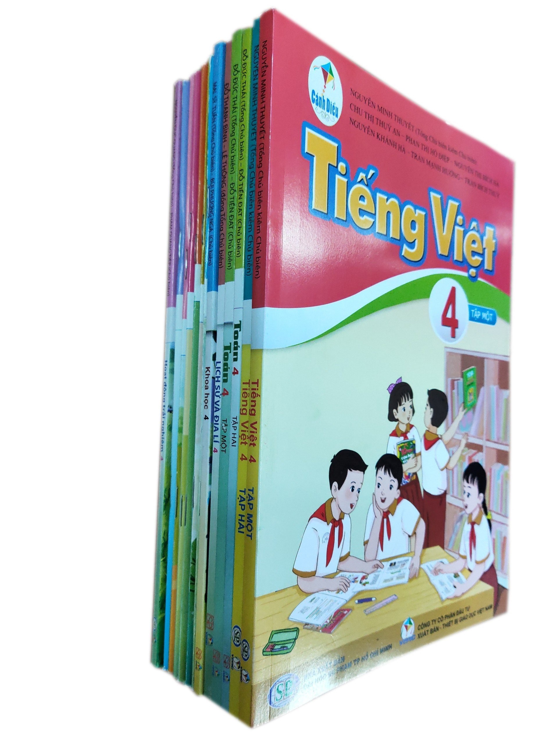 Mĩ thuật lớp 4