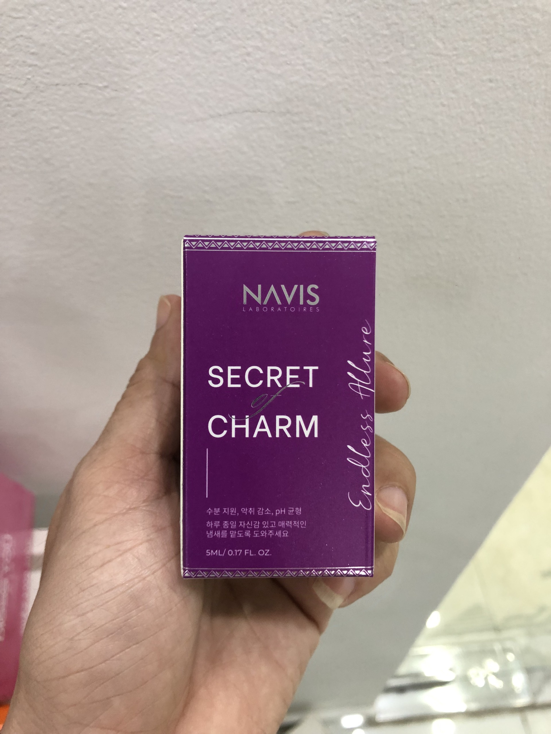 Nước hoa vùng kín NAVIS quyến rũ, cuốn hút lưu hương đến 12h chai 5ml