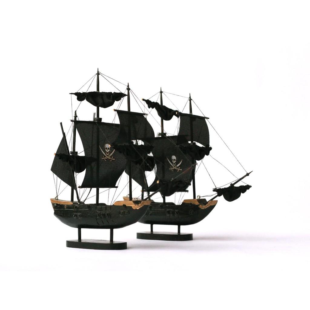 Mô hình thuyền cướp biển Black Pearl thân 16cm MNV-MHCTB17