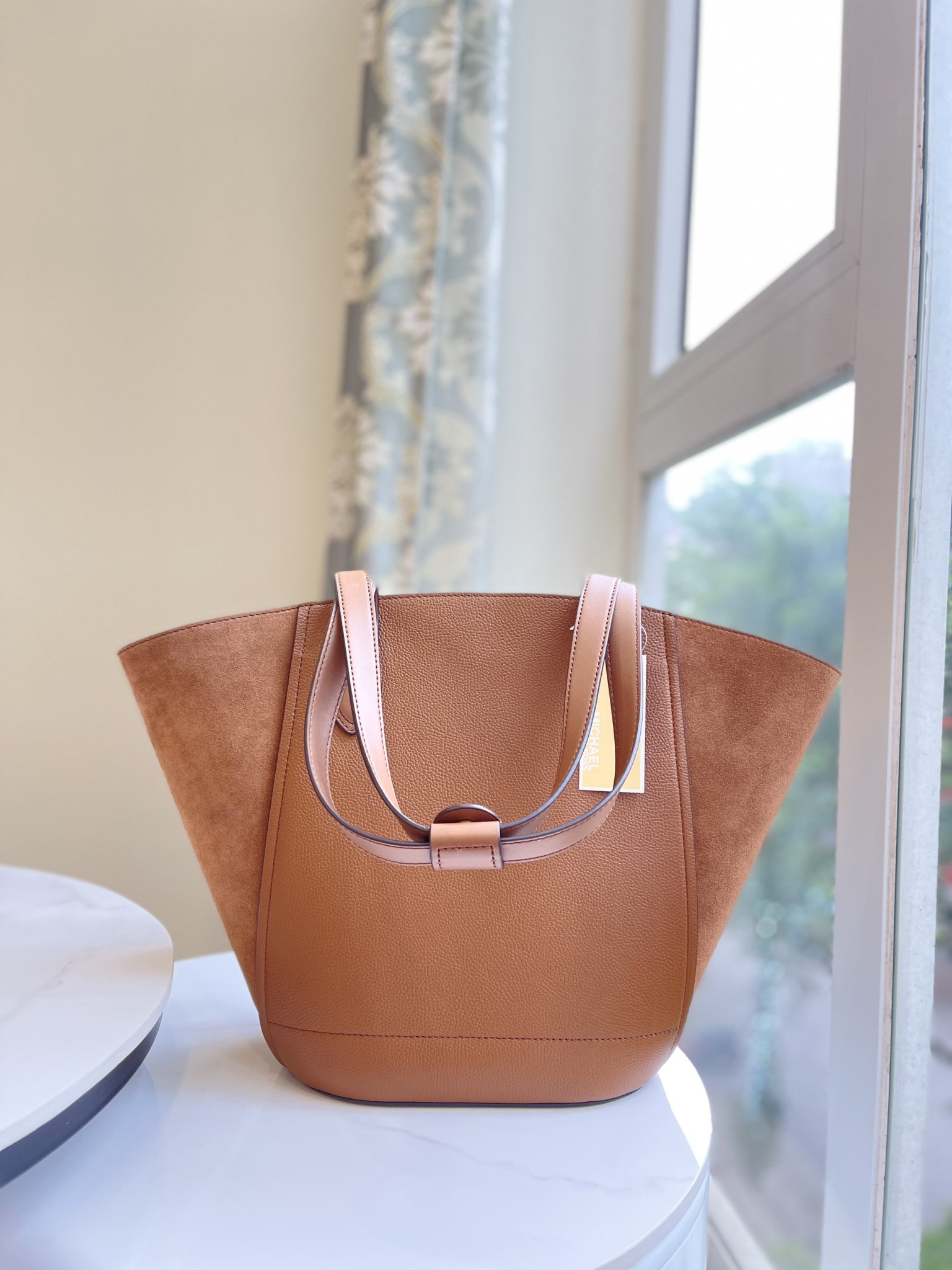 Túi Mk Portia Tote Nâu Luggage