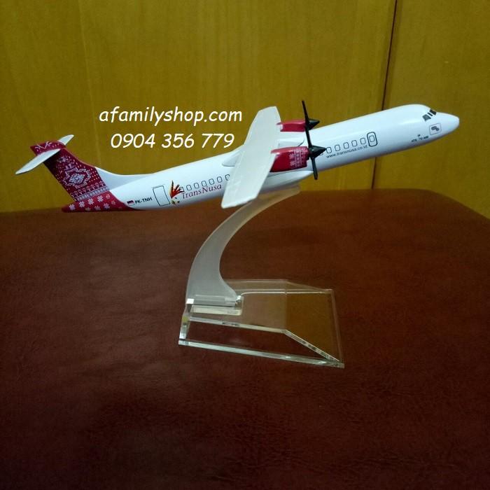Mô hình máy bay tĩnh TransNusa Airlines 16cm