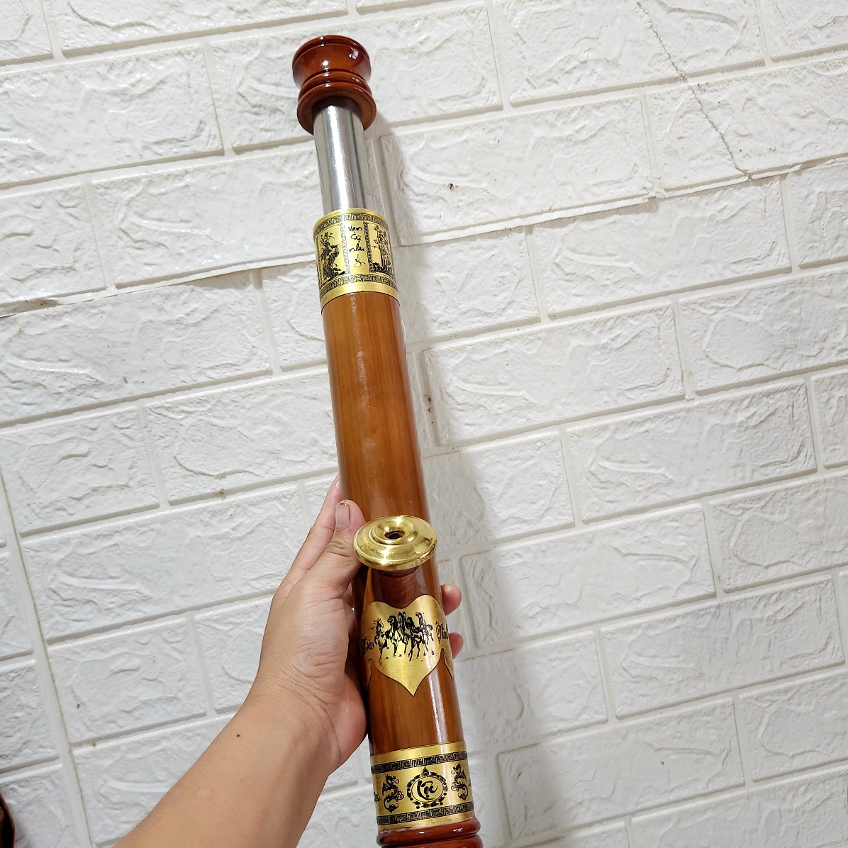 Điếu rút kèm bao da không túi phụ,nút nỏ nhấc tàn.