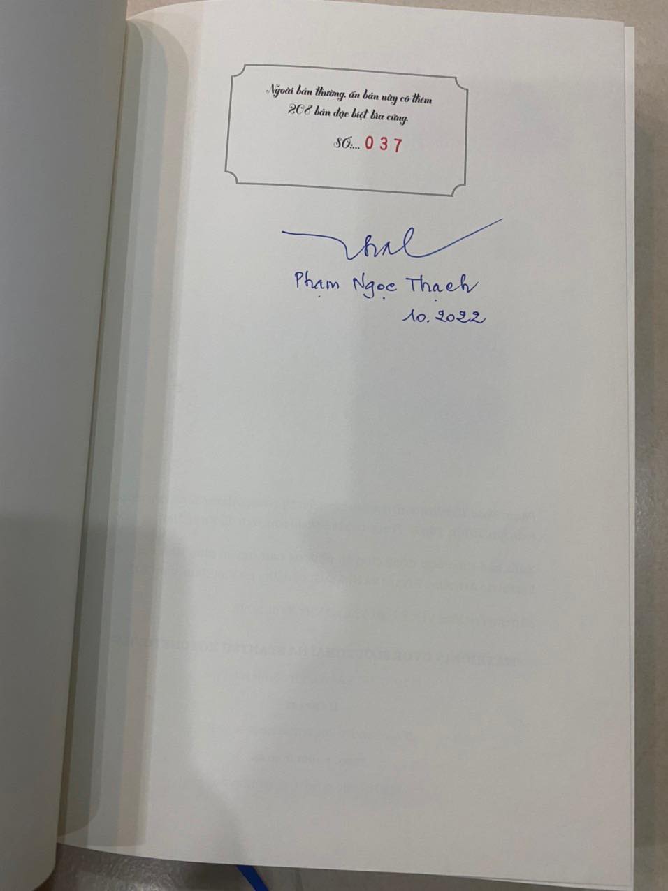 NGÔI NHÀ CỦA MATRYONA - (NOBEL VĂN CHƯƠNG 1970) ẤN BẢN GIỚI HẠN CÓ KÝ TẶNG CỦA DỊCH GIA