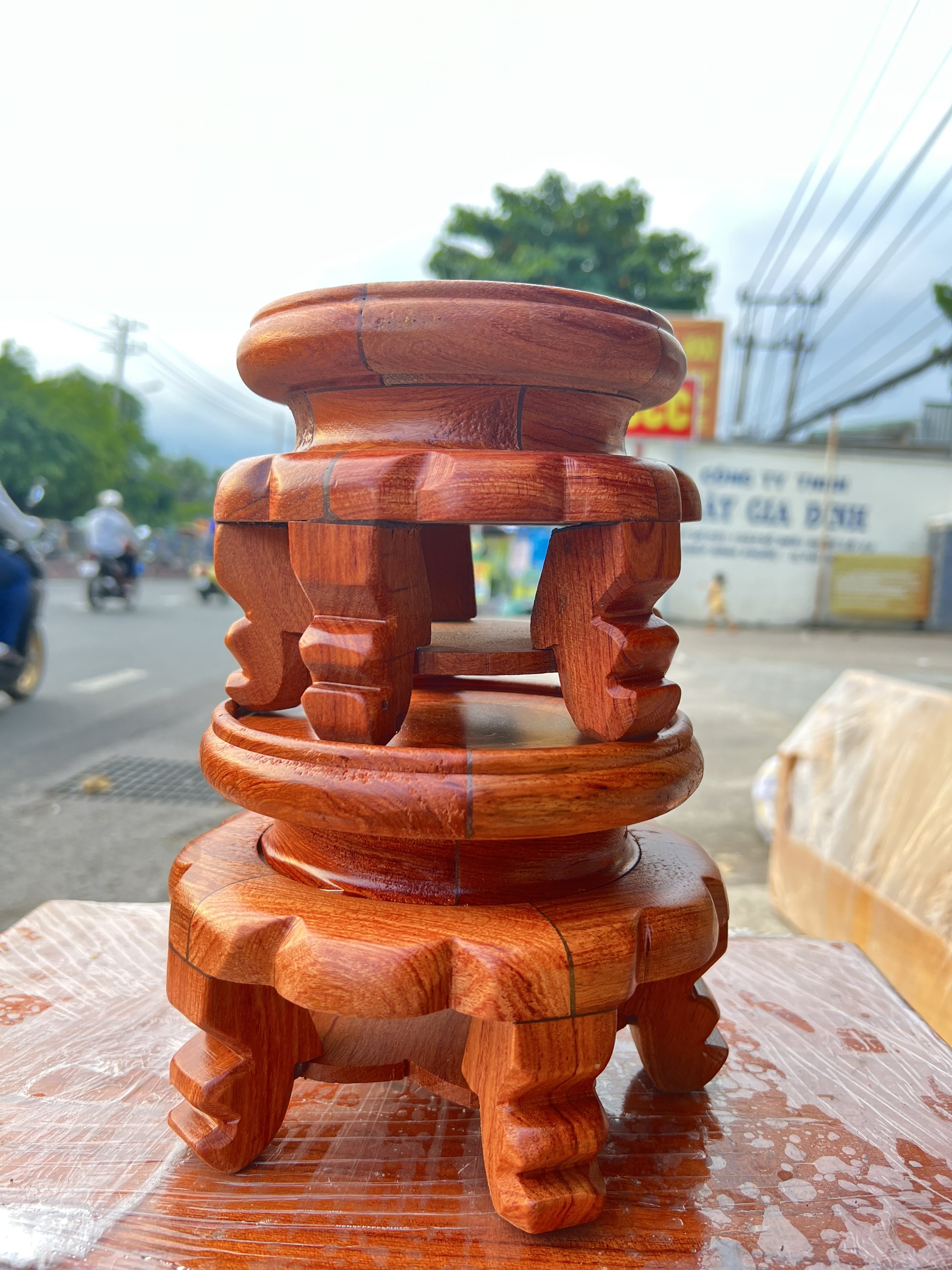 Đôn gỗ hương đế gỗ tròn kê tượng và đồ thờ cúng 2 cỡ