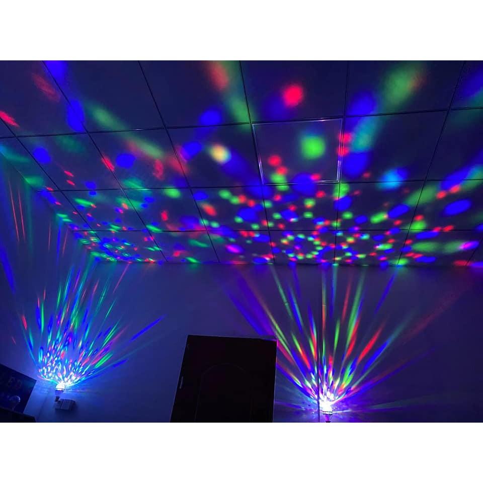 Đèn LED cầu xoay 7 màu