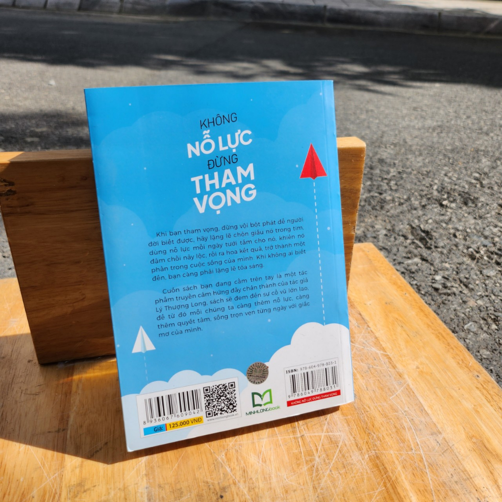 Sách- Không Nỗ Lực Đừng Tham Vọng