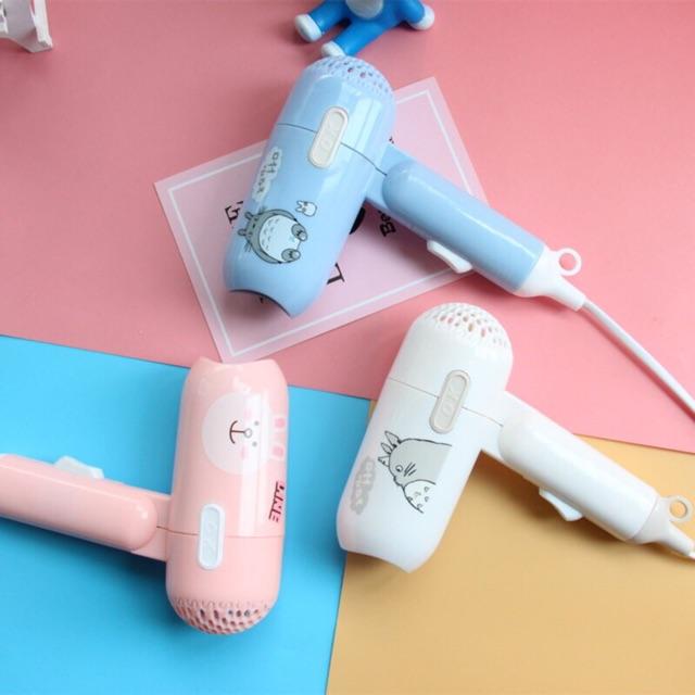 Máy sấy tóc mini siêu cute có thể gấp gọn