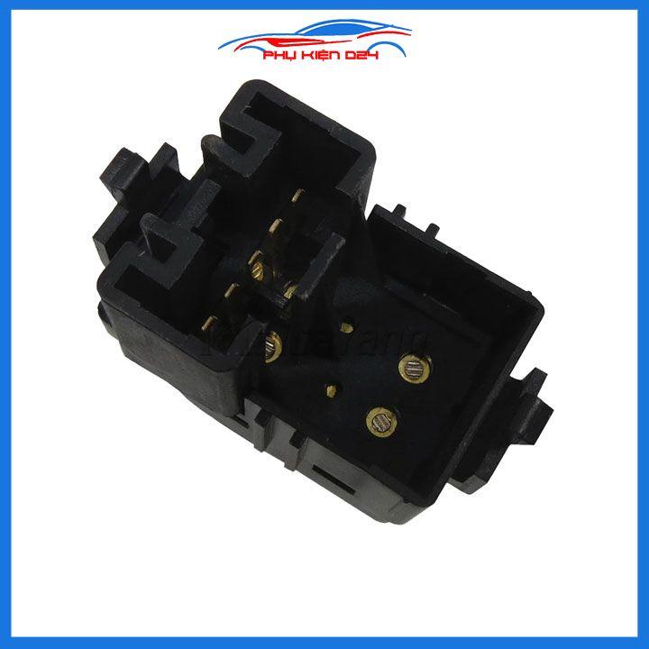 Công tắc đơn lên xuống kính Toyota Innova, Hilux Vigo, Fortuner 2004-2015 Mã 84810-0K010