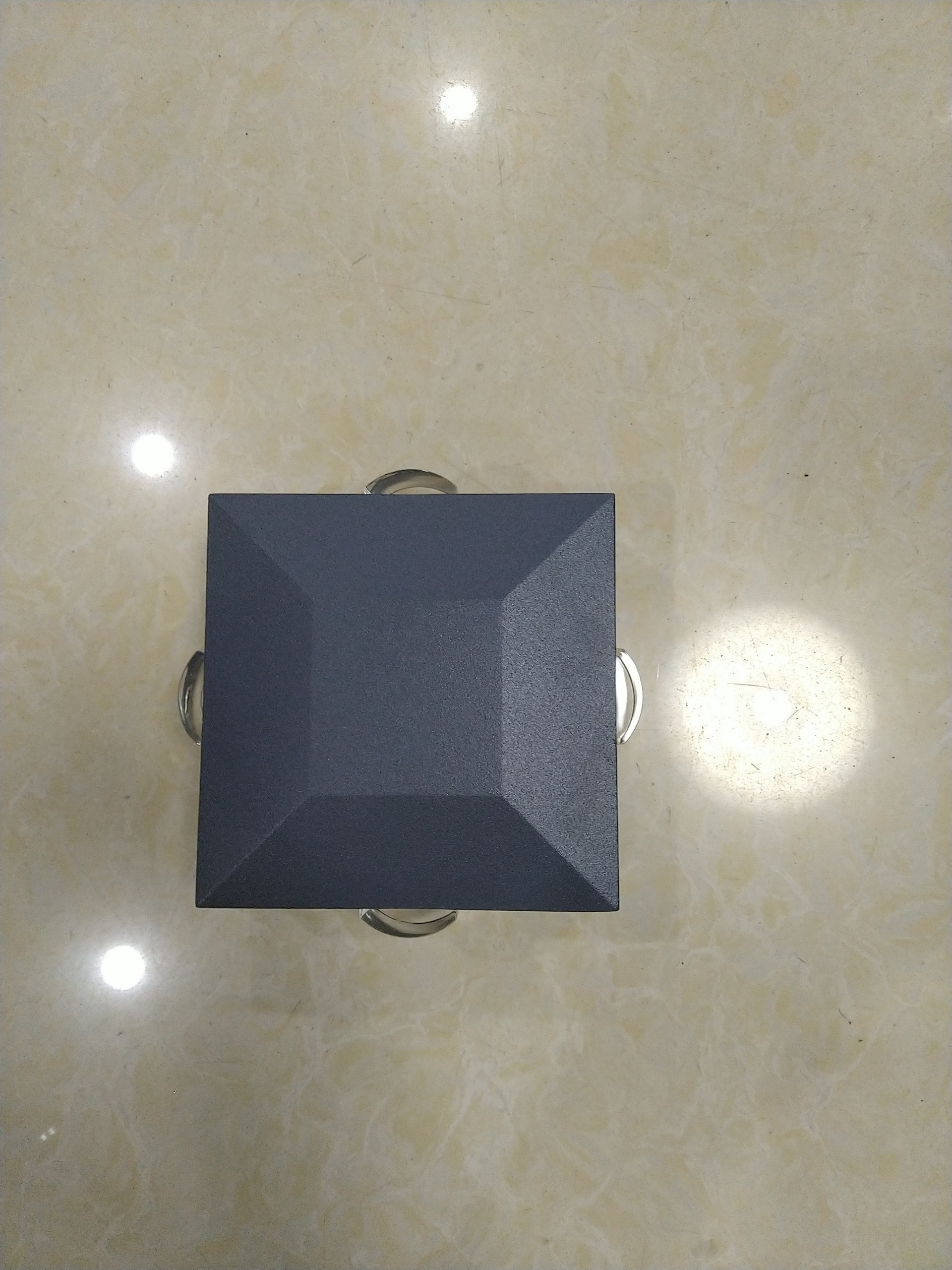 Đèn LED gắn tường ngoại thất DSLUX - DD-OW343