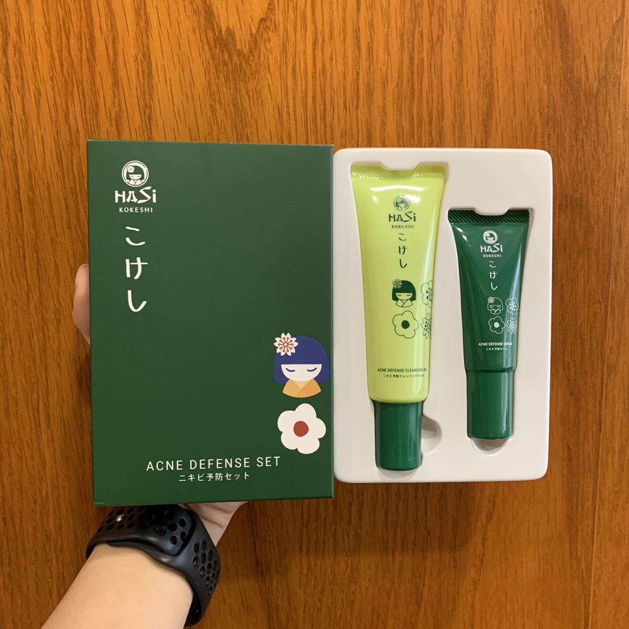 Combo Dưỡng Cho Da Mụn Hasi Kokeshi Acne Defense Set + Hasi Kokeshi Puredoll Acne Spot