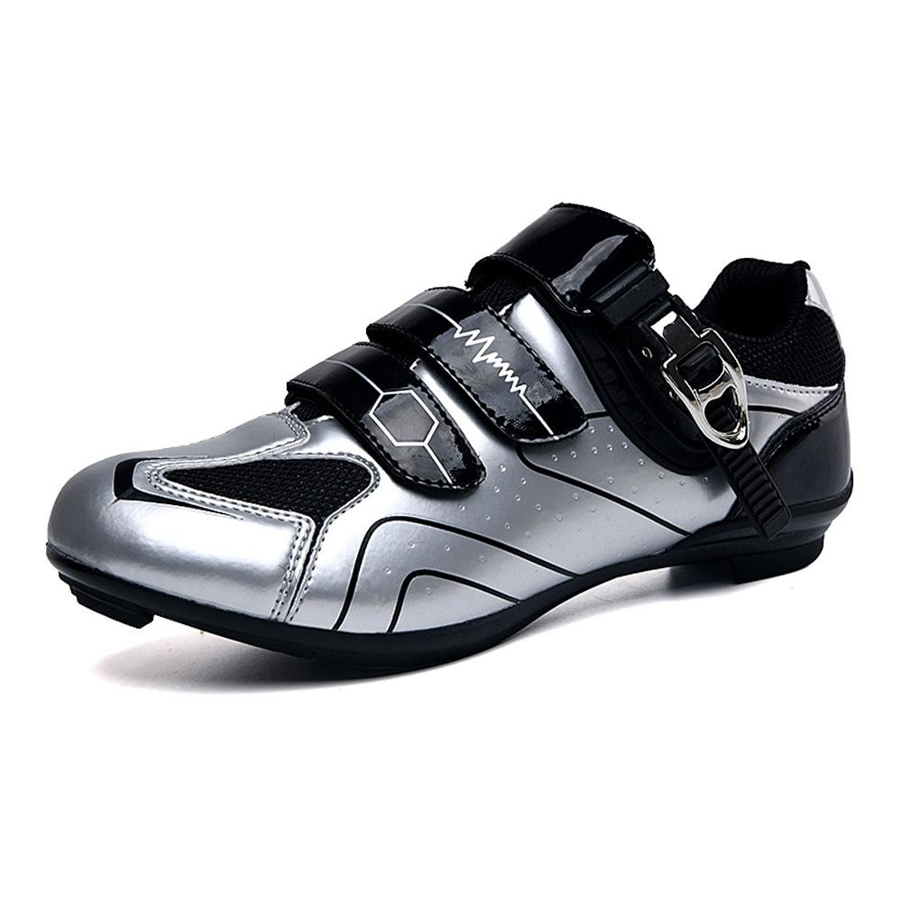 Giày đi xe đạp chuyên nghiệp MTB cho nam có khóa bàn đạp,mũi giày có lỗ thoáng khí,Đế được làm bằng chất liệu chống trơn trượt không lo bị trượt ngã.