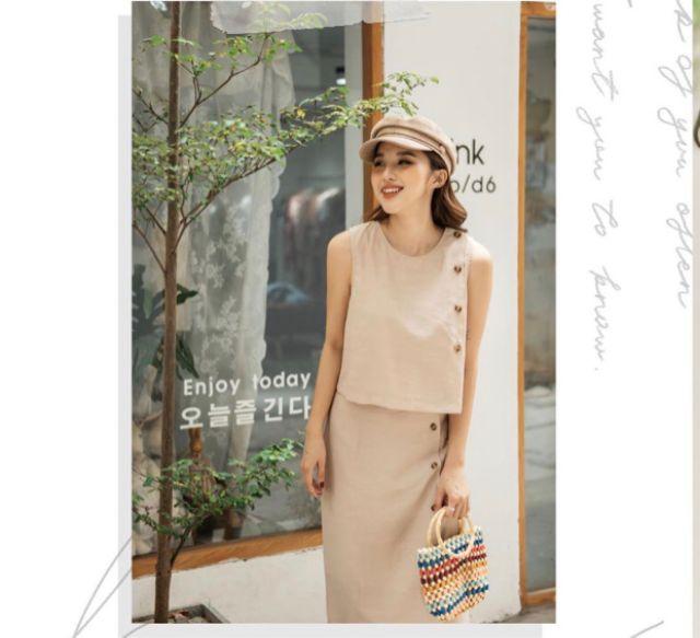 Set áo nude + chân váy from A xẻ nút