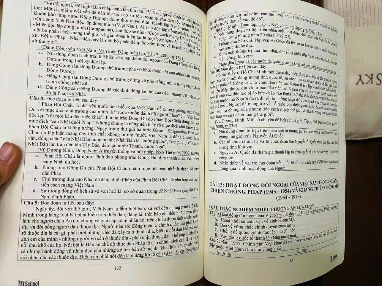 Sách Câu Hỏi Trắc Nghiệm Lịch Sử (từ cơ bản đến nâng cao)