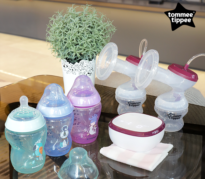 Bình sữa ty Tommee Tippee Closer to Nature siêu mềm tự nhiên 260ml, núm ty đi kèm 3-6 tháng