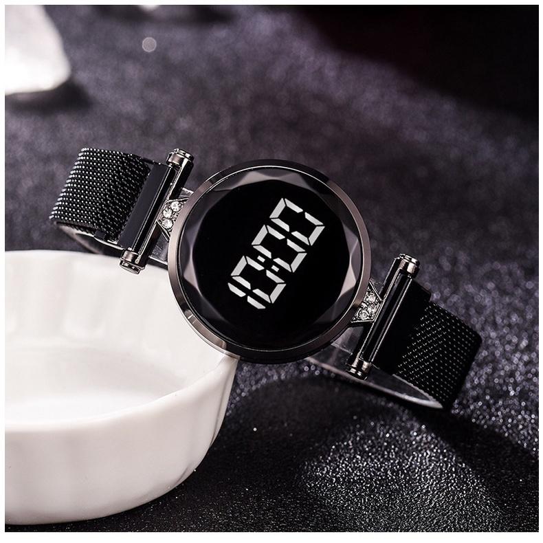 Đồng hồ đeo tay kỹ thuật số có đèn LED cảm ứng dây hợp kim sang trọng cho nữ