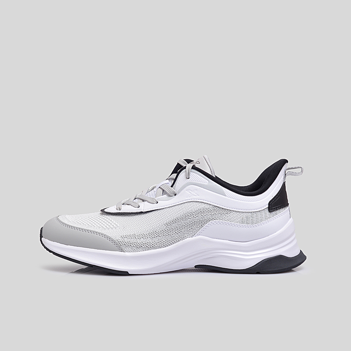 Giày Thể Thao sneaker Nam Biti's Hunter HSM008400TRG (Trắng)