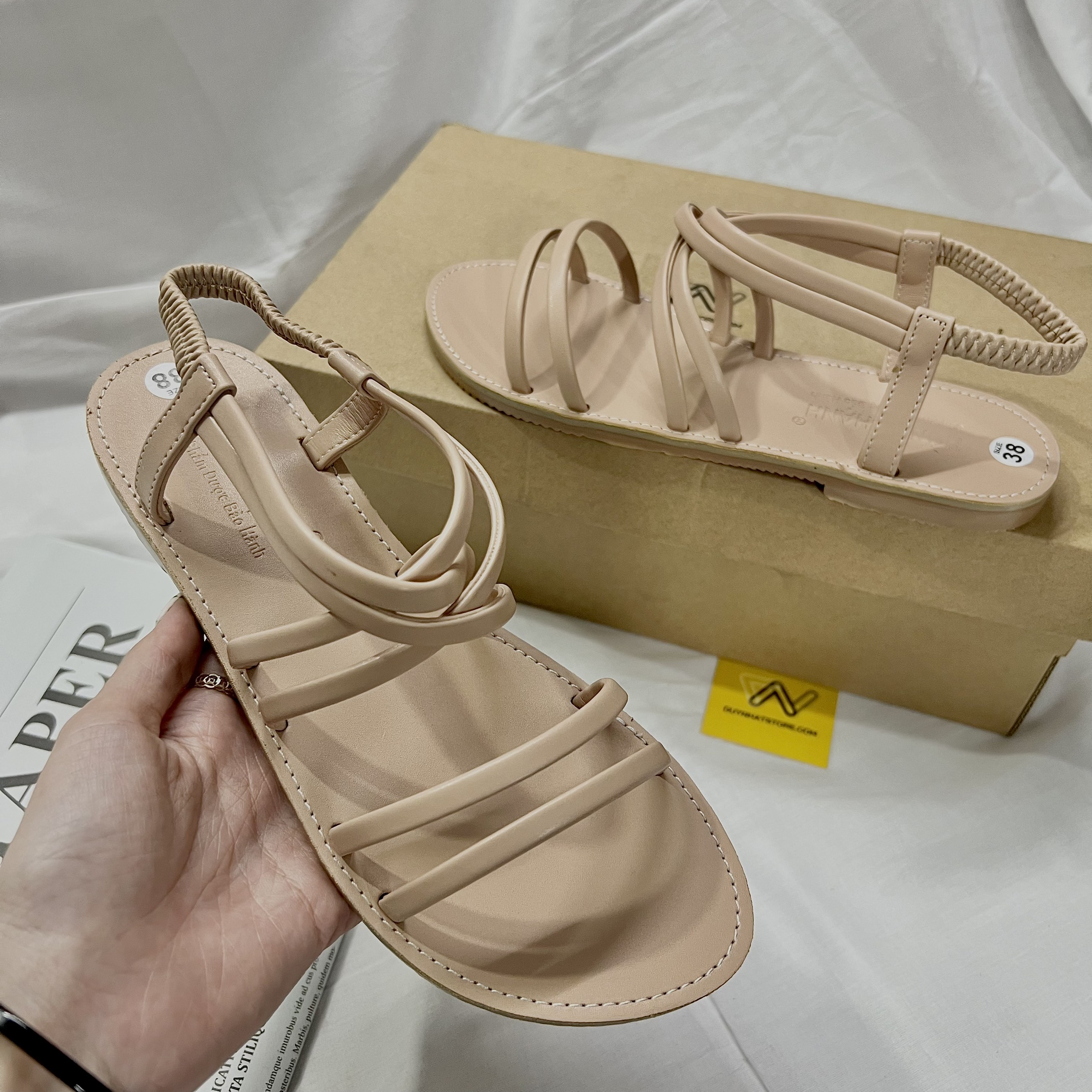 Giày Sandal Nữ Quai Ngang Đế Bệt Màu Kem Vàng Đen Dây Mảnh Nhỏ Duy Nhật Store Học Sinh Đi Học Bền Uzzang Chiến Binh Thun