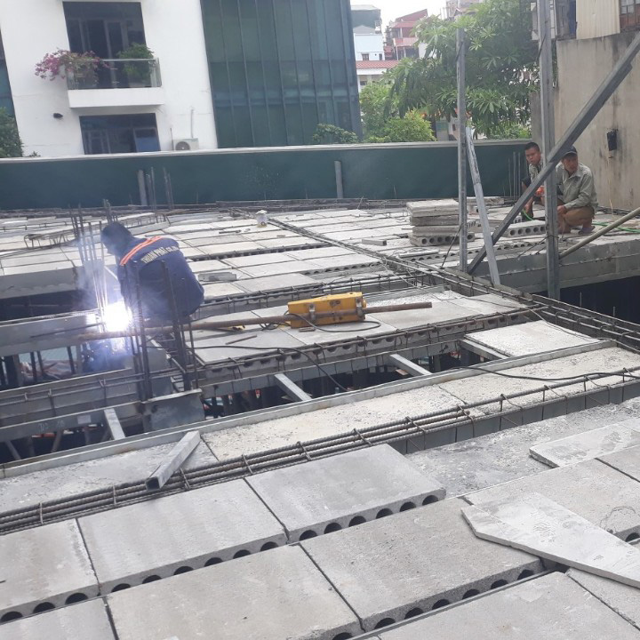 Tấm sàn bê tông lắp ghép 60