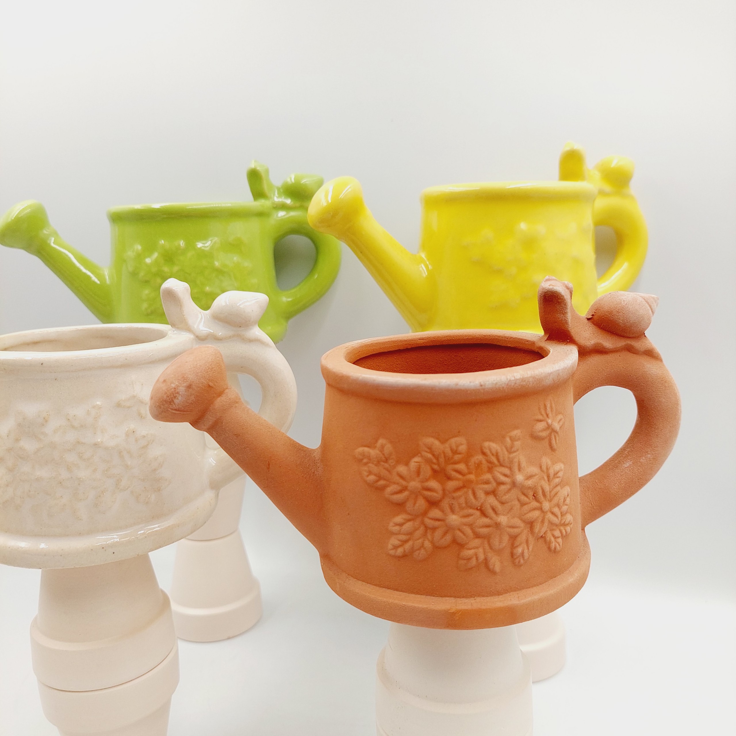 Chậu đất nung, chậu sen đá - Bình tưới 87, miệng chậu 8cm, chiều cao 7cm