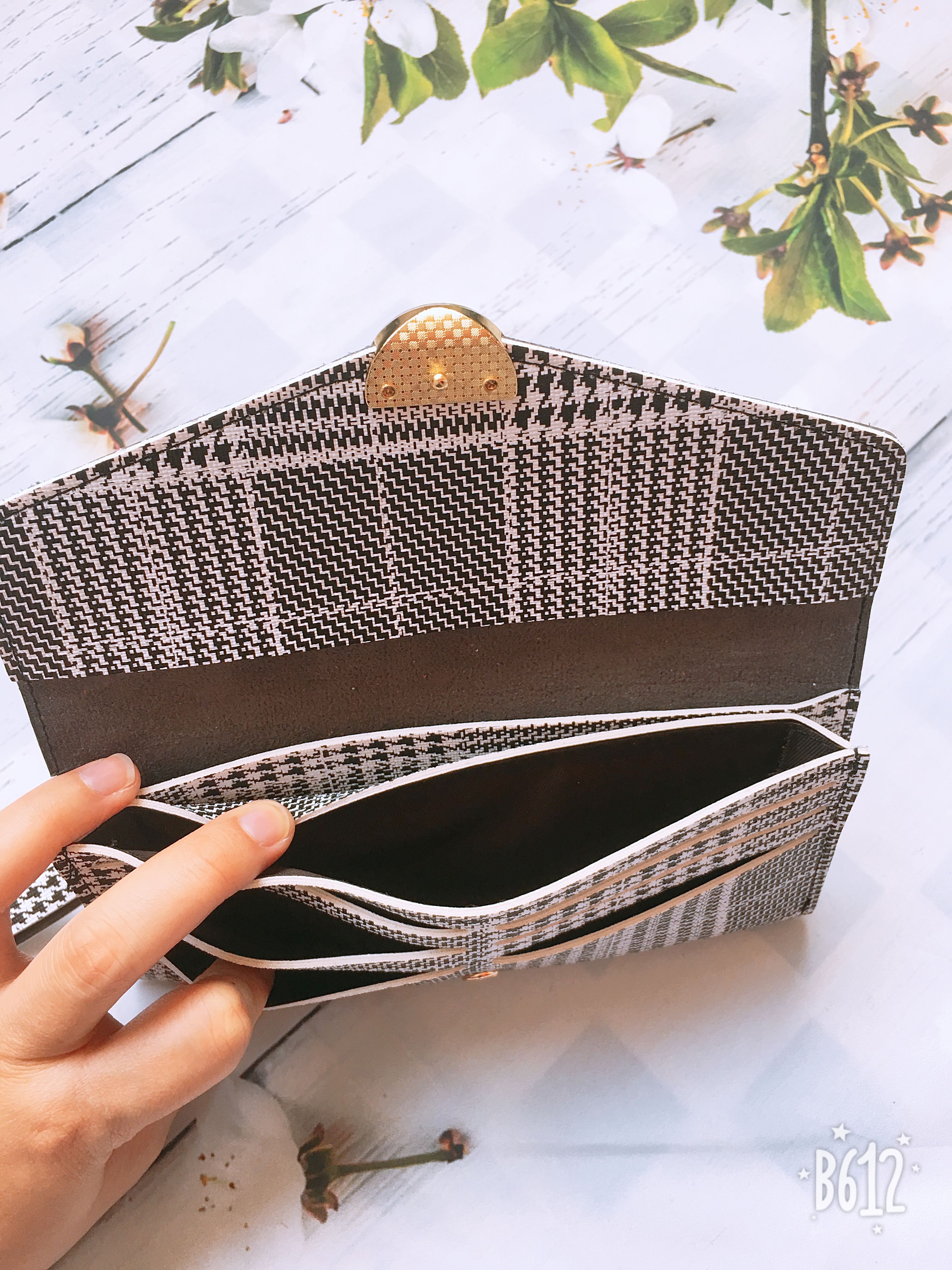 Ví dài nữ cầm tay đựng tiền siêu xinh sang chảnh cực đẹp